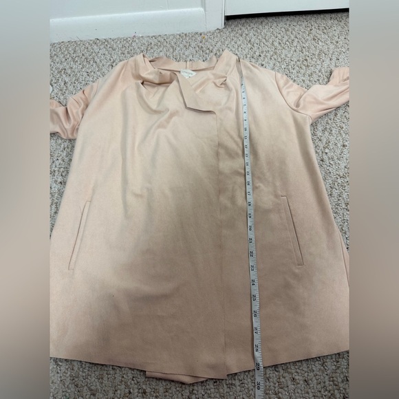 Chico’s Peach Suede Open Front Cardigan size 2 or L - Picture 8 of 9